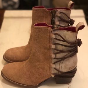 Bed|Stü leather booties